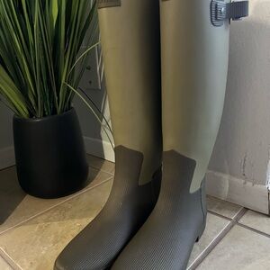 Hunter Olive and Charcoal Boots